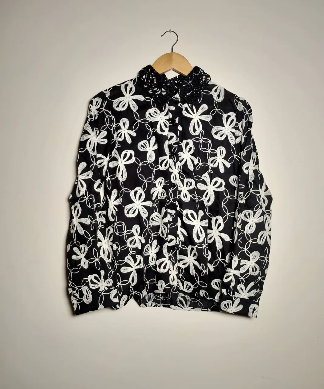 Black Floral Lace Collar Shirt