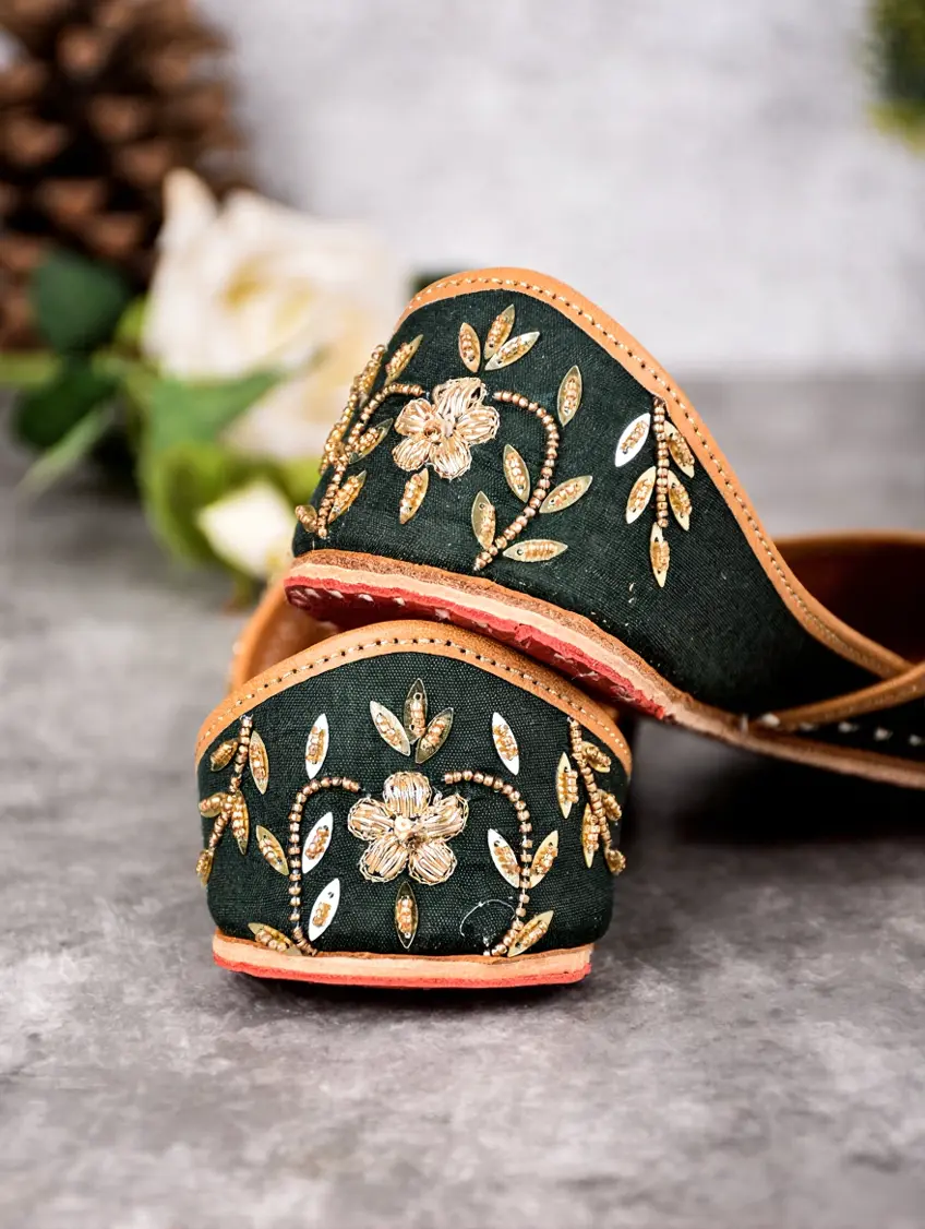 Traditional Green Jutti